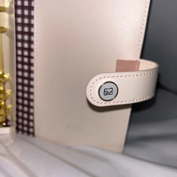 NEW 100 Envelope Savings and Agenda 52 binders - Picture 8 of 9